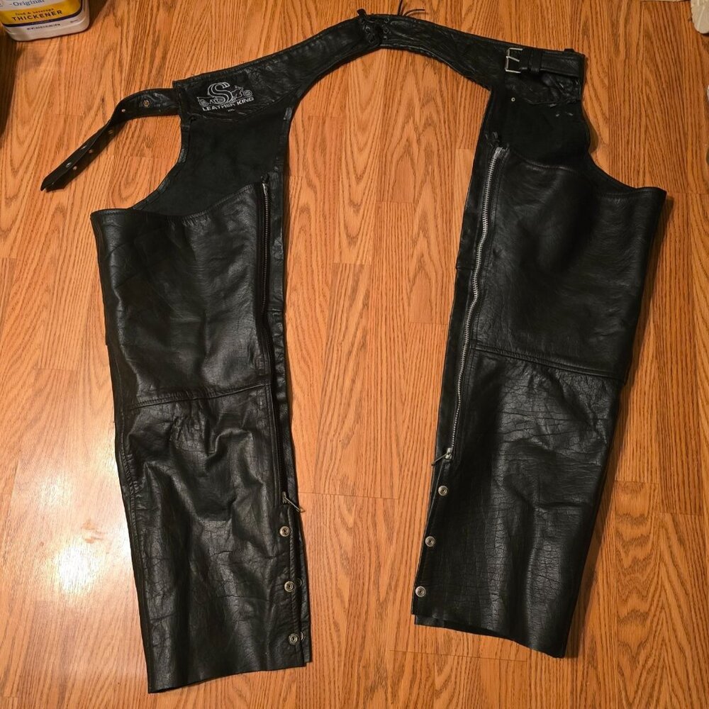 Leather King Motorcycle Chaps XXL Leather Adjustable Belt Braided Trim Pocket